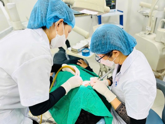 Nhổ răng khôn không đau