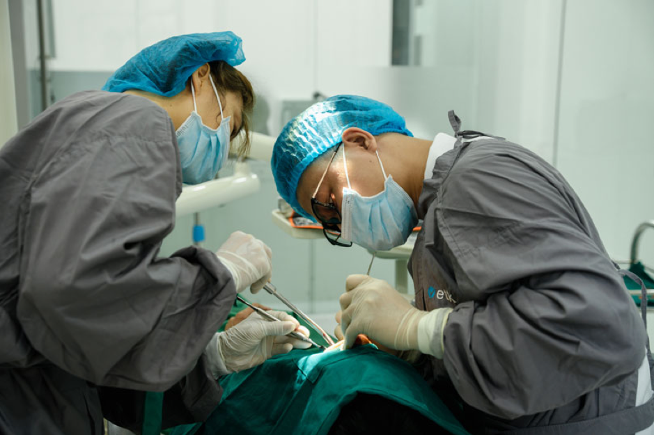 Nhổ răng khôn không đau