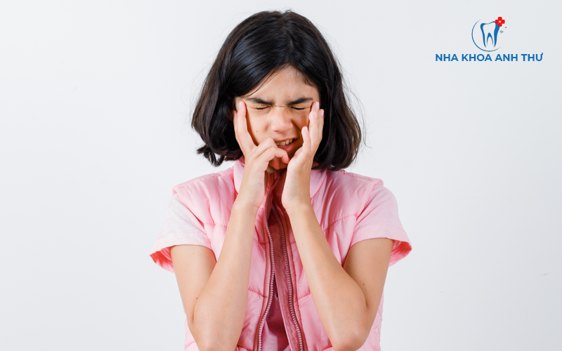nha-khoa-anh-thu-canh-bao-rang-mieng-2