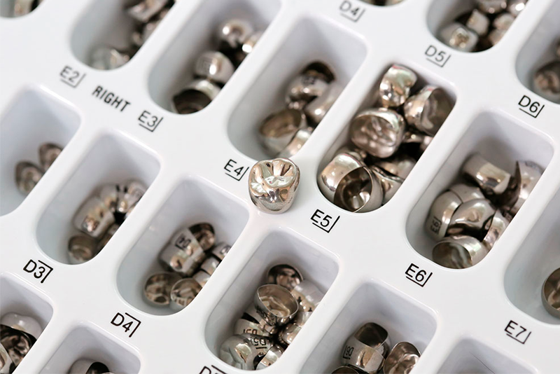 nha-khoa-anh-thu-chup-thep-co-san-4