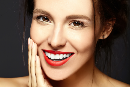 DÁN SỨ VENEER BỀN, ĐẸP TẠI NHA KHOA ANH THƯ SƠN TÂY