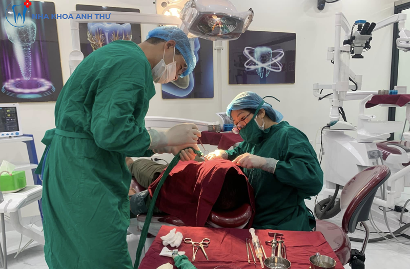 nha-khoa-anh-thu-ho-tro-khach-hang-1