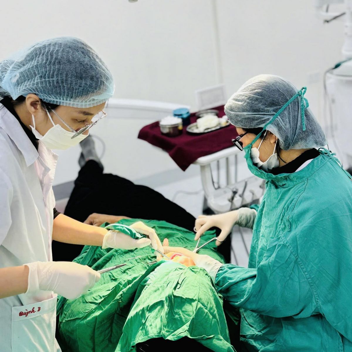 nhổ rang 8 tại nha khoa anh thư