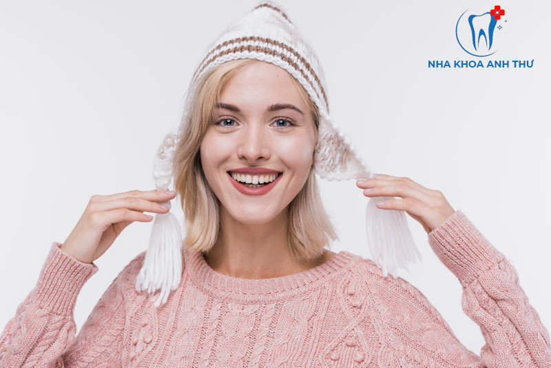 nha-khoa-anh-thu-rang-su-kim-loai-thuong-3