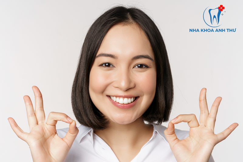 nha-khoa-anh-thu-rang-su-kim-loai-thuong-6