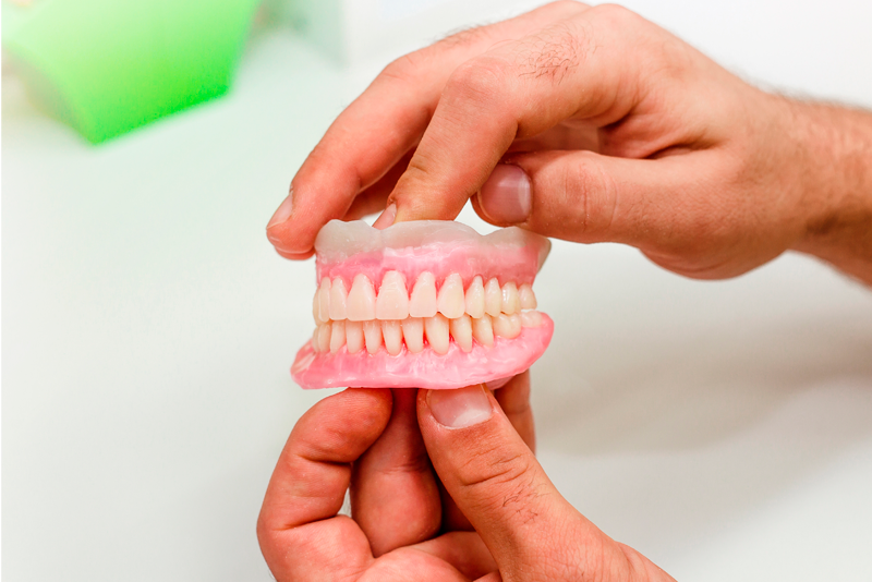 nha khoa anh thư trồng răng giả 02