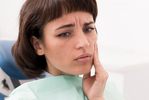 SƯNG NƯỚU RĂNG KHÔN: NGUYÊN NHÂN, DẤU HIỆU VÀ CÁCH GIẢM SƯNG