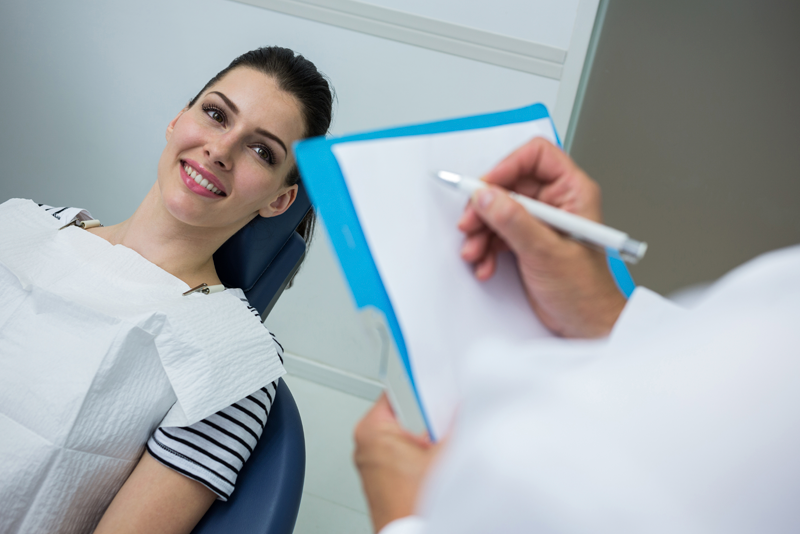 nha khoa anh thư tẩy trắng răng 8