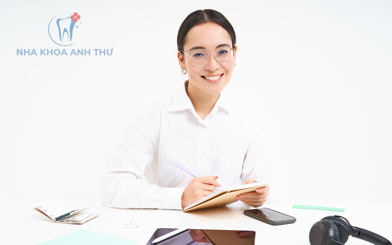 nha-khoa-anh-thu-tuyen-dung-11