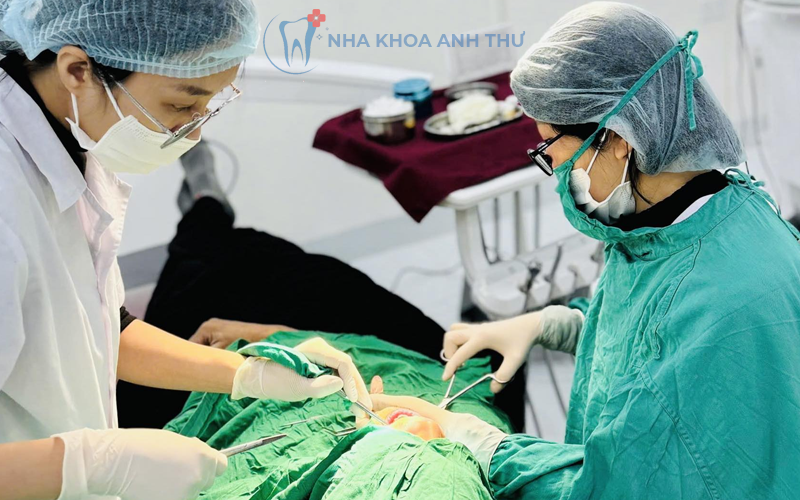 nha-khoa-anh-thu-tuyen-dung-13.