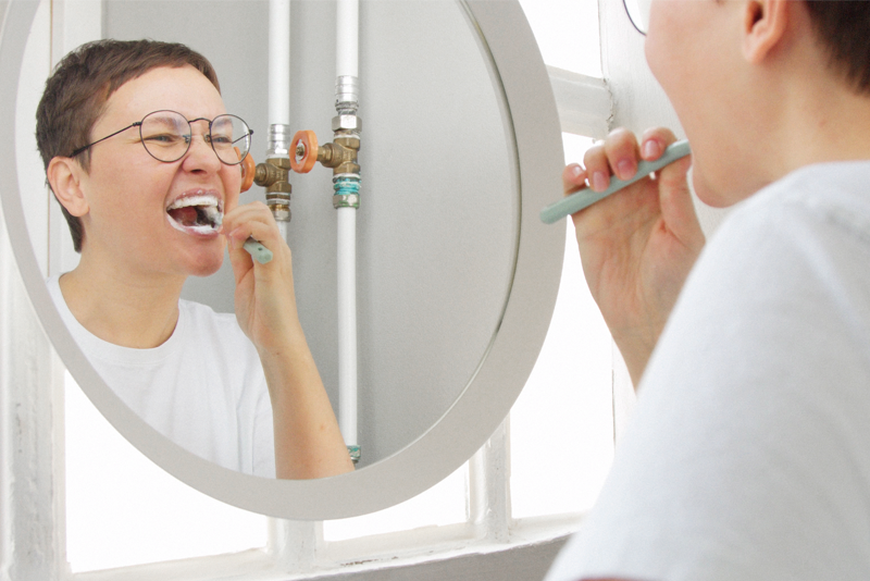 nha khoa anh thư dán răng sứ 11